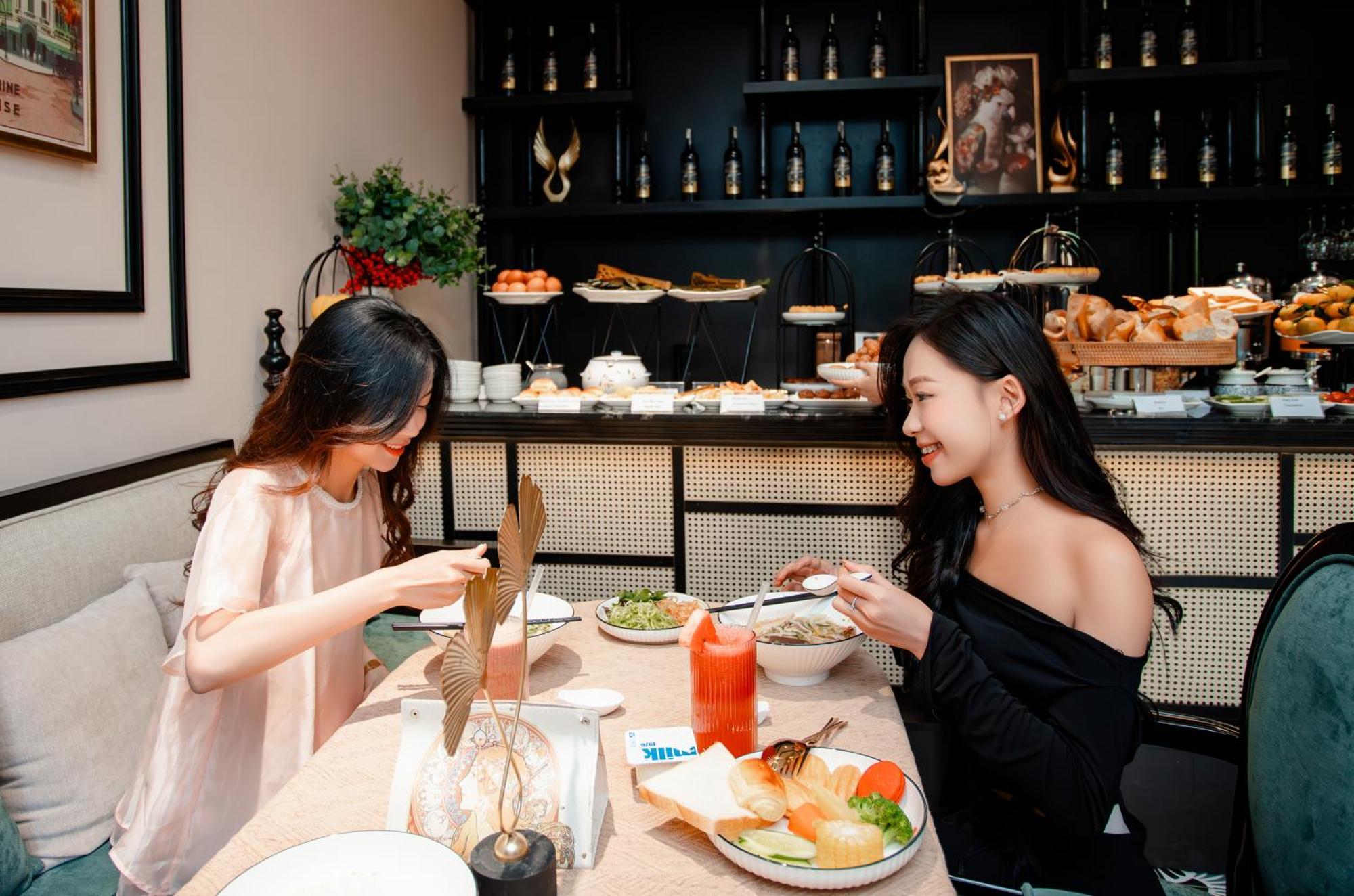 Le House Dalat Hotel ภายนอก รูปภาพ